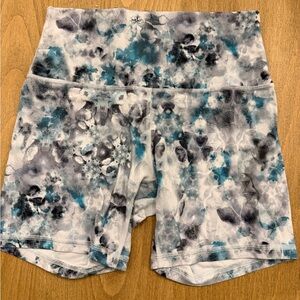 Lululemon High-Rise Align Shorts 4inch